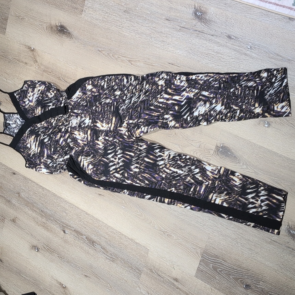 Banana Republic Abstract Pattern Black & White Jumpsuit Size 2 - Picture 8 of 10